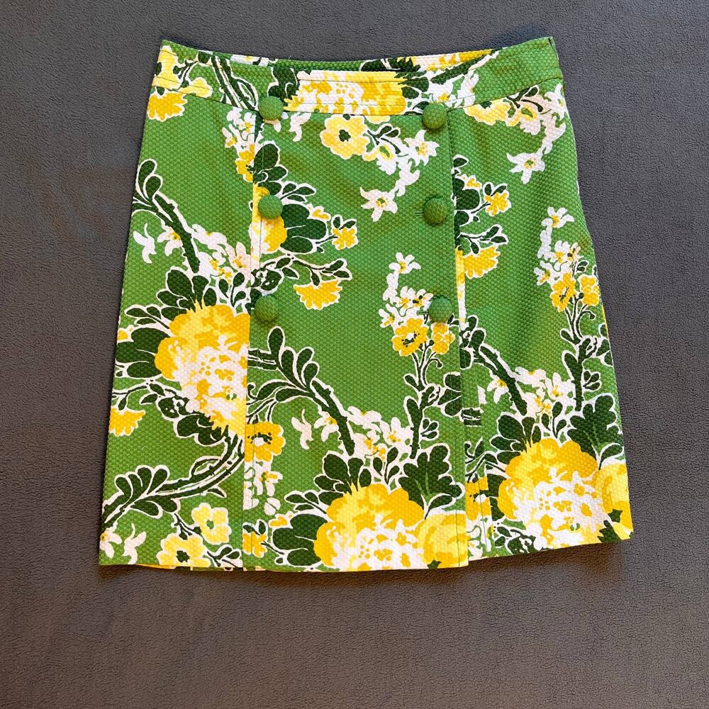 Talbots Petite Floral Skirt Womens Size 12 Green Yellow Retro Buttons A-Line